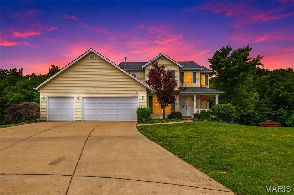 40 Owls Rest Court, Winfield, MO 63389