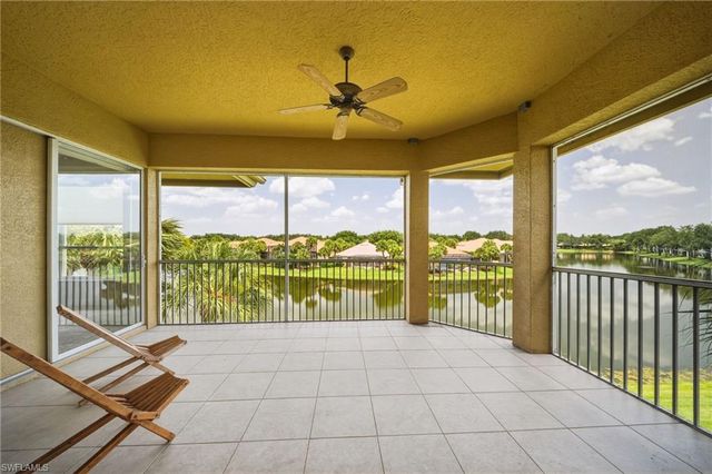 1845 Les Chateaux BLVD 303, Naples, FL 34109