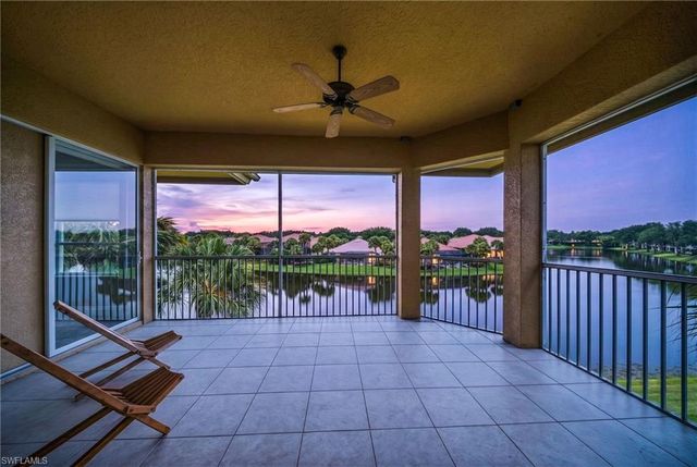 1845 Les Chateaux BLVD 303, Naples, FL 34109
