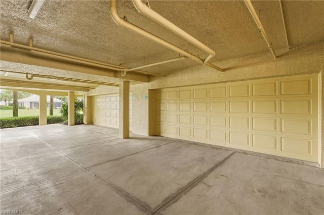 1845 Les Chateaux BLVD 303, Naples, FL 34109