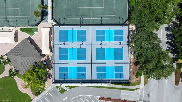 1845 Les Chateaux BLVD 303, Naples, FL 34109