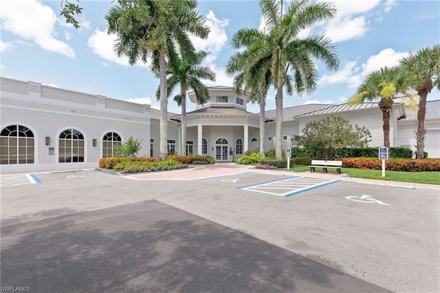 1845 Les Chateaux BLVD 303, Naples, FL 34109