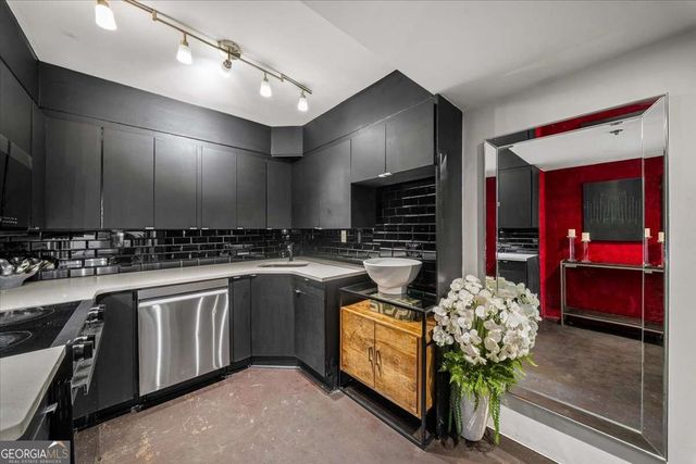 2870 Pharr Court South NW 205, Atlanta, GA 30305