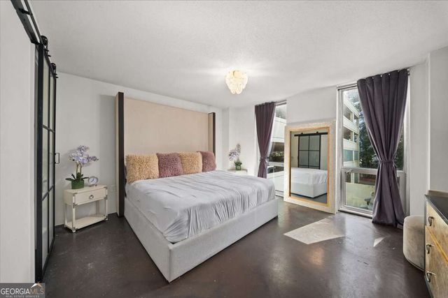 2870 Pharr Court South NW 205, Atlanta, GA 30305