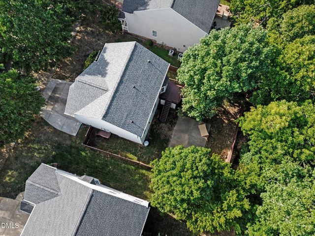 400 Texanna Way, Holly Springs, NC 27540