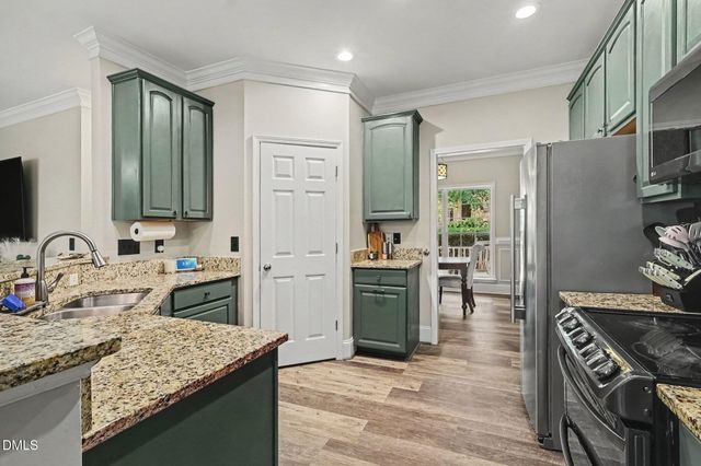 400 Texanna Way, Holly Springs, NC 27540