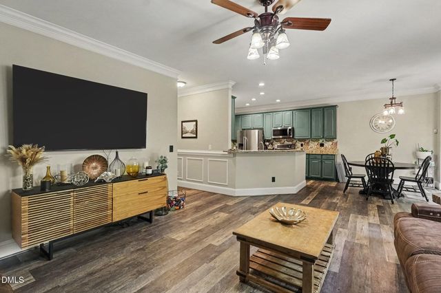 400 Texanna Way, Holly Springs, NC 27540