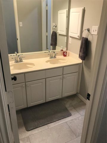 8410 Stoneview Drive, Frisco, TX 75034