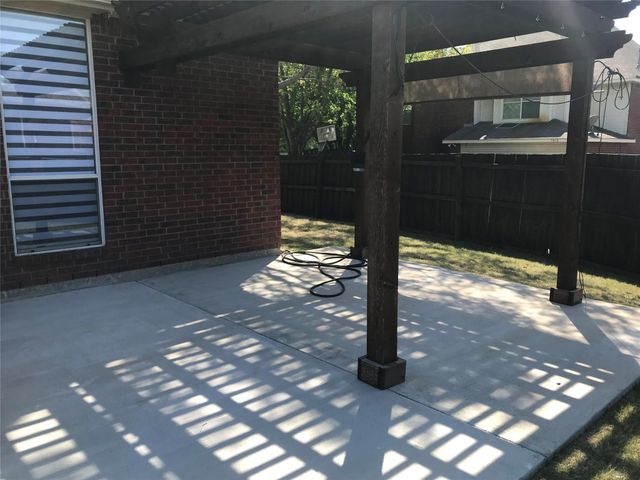 8410 Stoneview Drive, Frisco, TX 75034