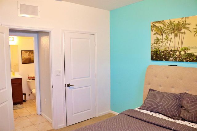 2440 SE 14th Court, Homestead, FL 33035