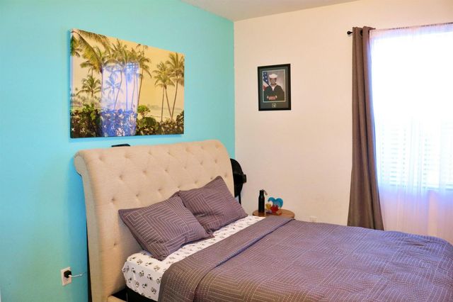 2440 SE 14th Court, Homestead, FL 33035