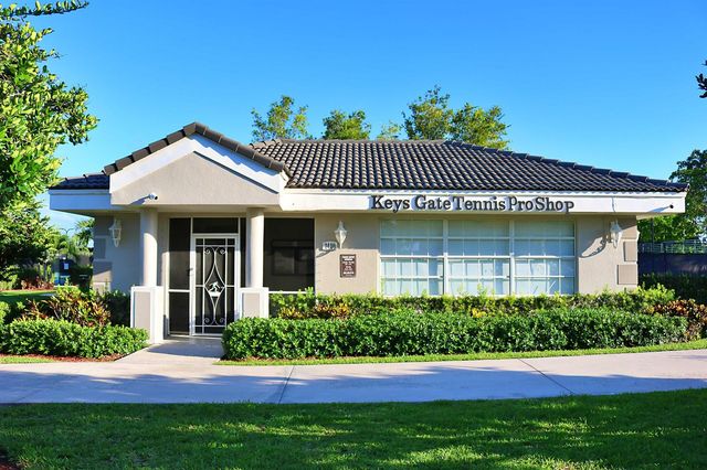 2440 SE 14th Court, Homestead, FL 33035
