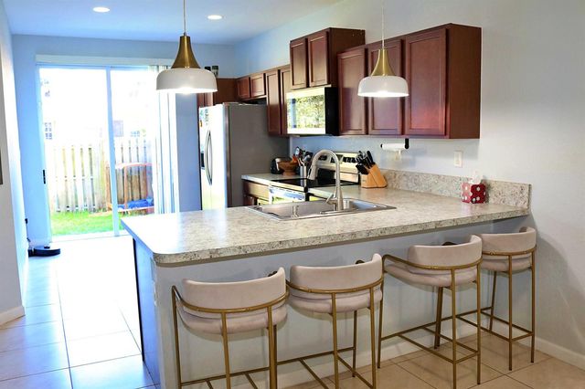 2440 SE 14th Court, Homestead, FL 33035
