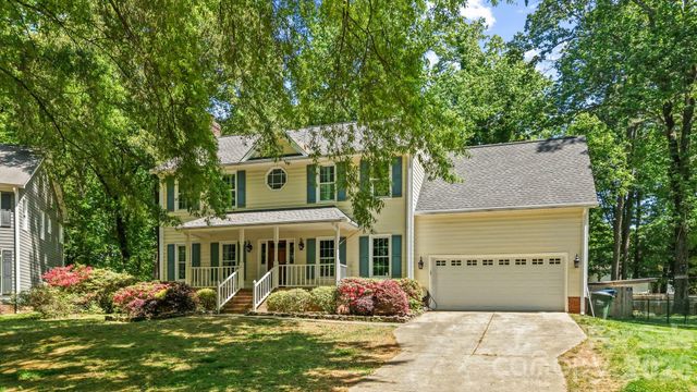 2726 Kirkholm Drive, Matthews, NC 28105