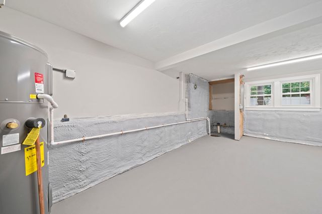 3 Taylor Point Road, Pembroke, MA 02359