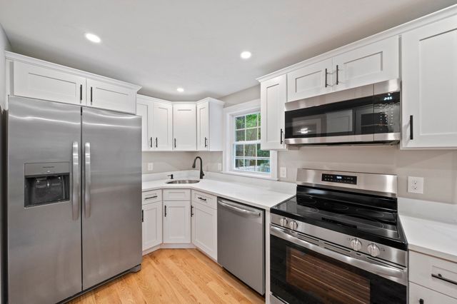 3 Taylor Point Road, Pembroke, MA 02359
