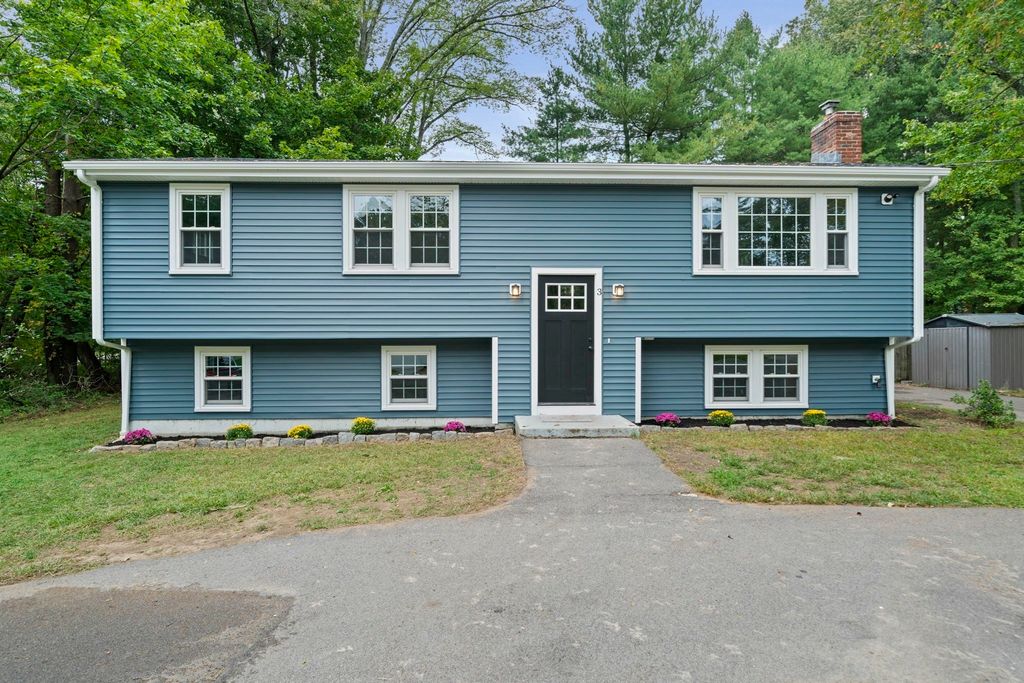 3 Taylor Point Road, Pembroke, MA 02359