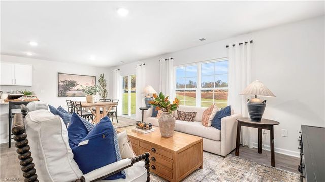 124 Greenbrier Way, Stoneville, NC 27048