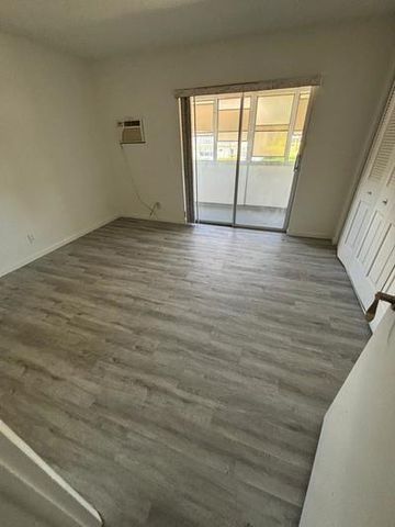 244 Windsor K, West Palm Beach, FL 33417