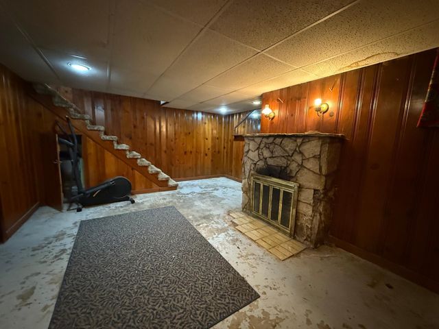 211 Kendall Avenue N, Thief River Falls, MN 56701