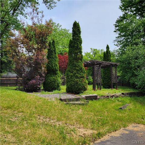 4829 Candy Lane, Manlius, NY 13104
