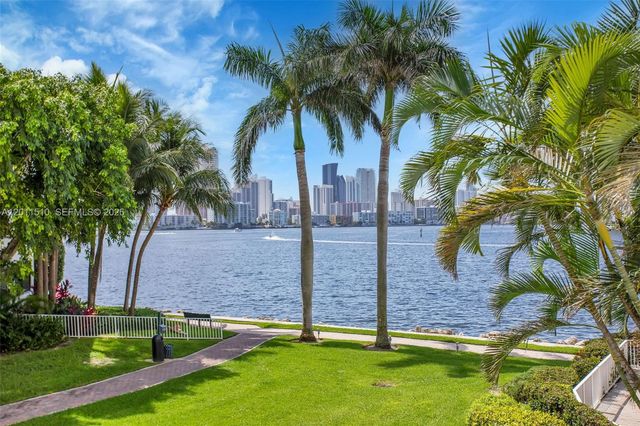3530 Mystic Pointe Dr 214, Aventura, FL 33180