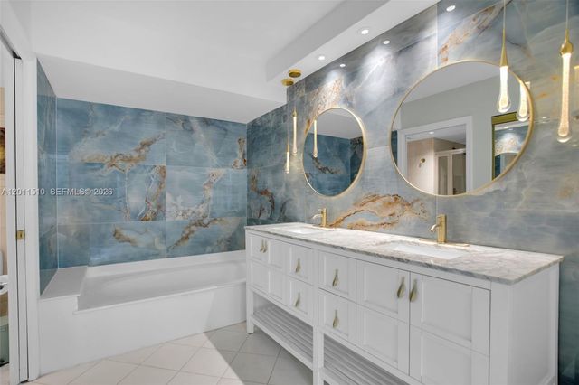 3530 Mystic Pointe Dr 214, Aventura, FL 33180