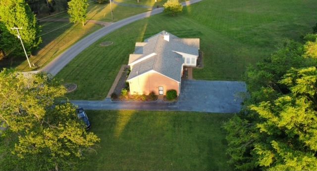 1018 Fox Hill Rd, Ashland City, TN 37015