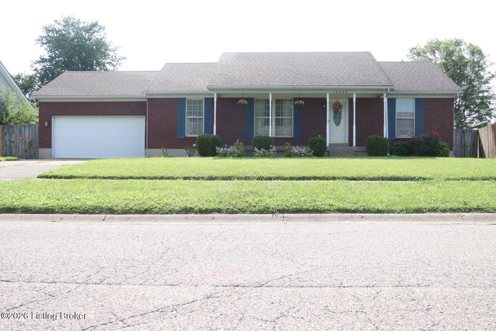 10002 Lancewood Rd, Louisville, KY 40229