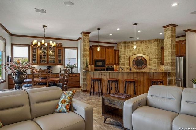 340 Marvil Lee, Boerne, TX 78006