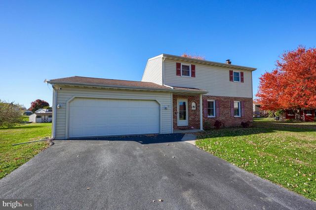 230 MEADOWLARK DR, Ephrata, PA 17522