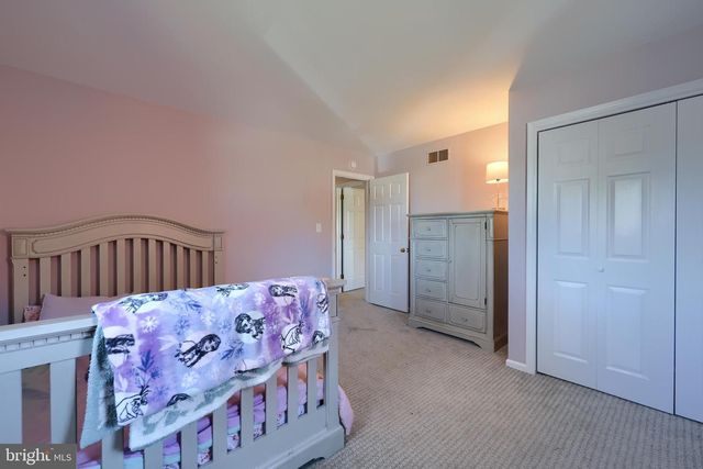 230 MEADOWLARK DR, Ephrata, PA 17522