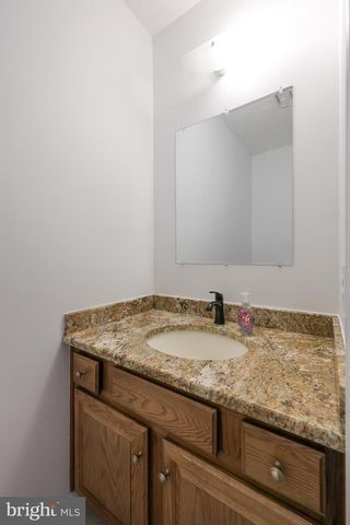 230 MEADOWLARK DR, Ephrata, PA 17522