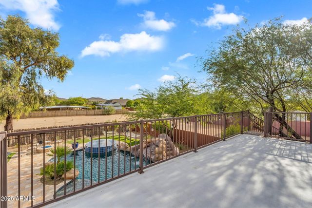 37044 N 7TH Avenue, Phoenix, AZ 85086