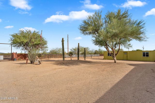 37044 N 7TH Avenue, Phoenix, AZ 85086