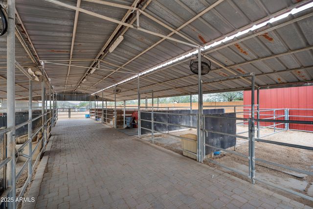 37044 N 7TH Avenue, Phoenix, AZ 85086