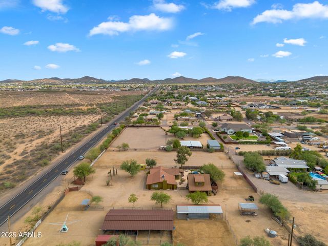 37044 N 7TH Avenue, Phoenix, AZ 85086