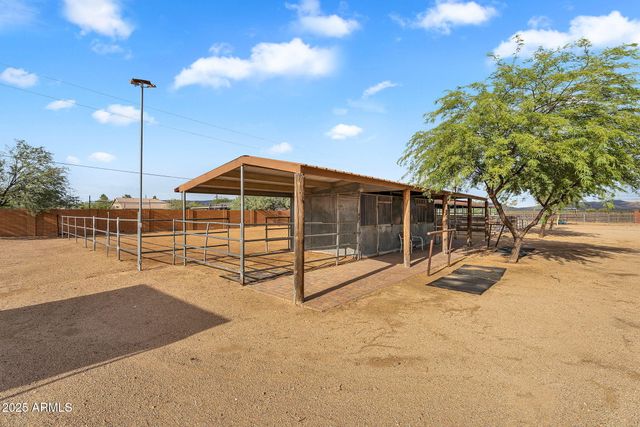 37044 N 7TH Avenue, Phoenix, AZ 85086