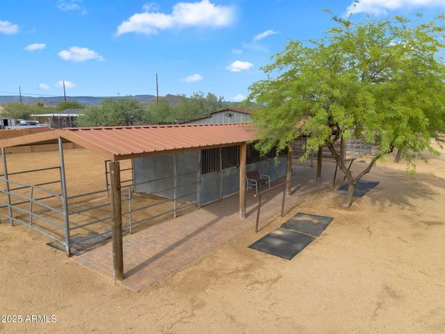 37044 N 7TH Avenue, Phoenix, AZ 85086