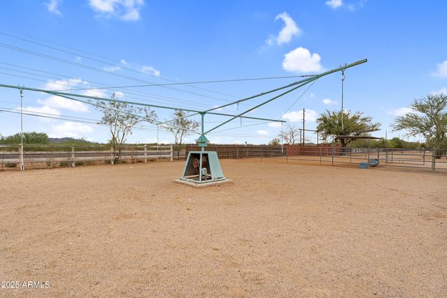 37044 N 7TH Avenue, Phoenix, AZ 85086