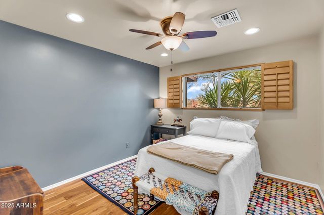 37044 N 7TH Avenue, Phoenix, AZ 85086