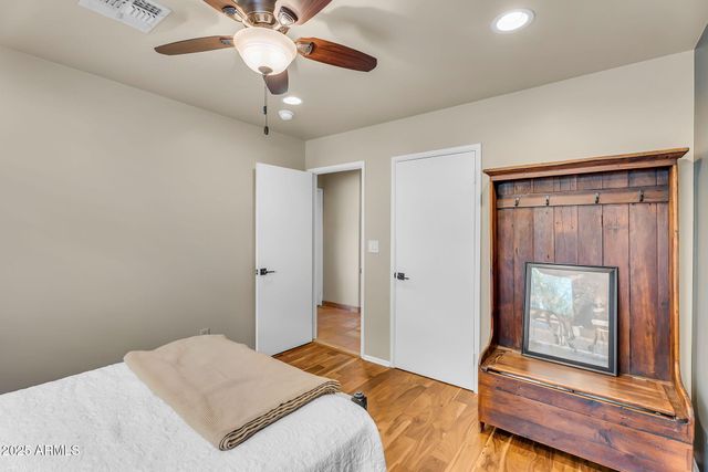 37044 N 7TH Avenue, Phoenix, AZ 85086