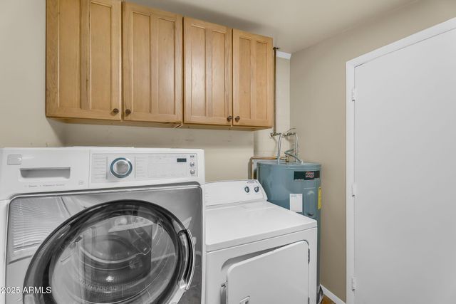 37044 N 7TH Avenue, Phoenix, AZ 85086