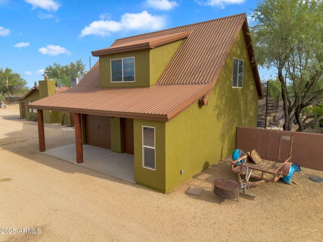 37044 N 7TH Avenue, Phoenix, AZ 85086