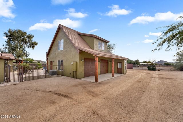 37044 N 7TH Avenue, Phoenix, AZ 85086