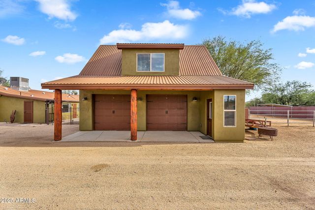 37044 N 7TH Avenue, Phoenix, AZ 85086