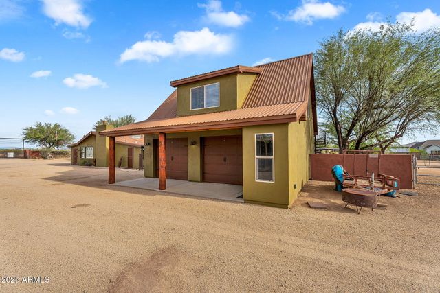 37044 N 7TH Avenue, Phoenix, AZ 85086