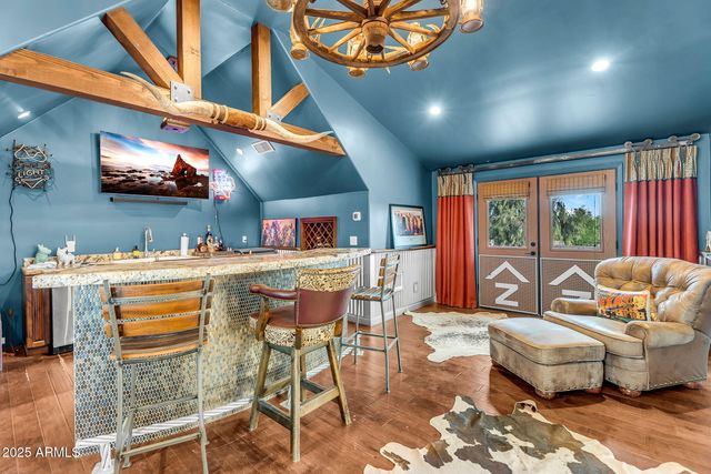 37044 N 7TH Avenue, Phoenix, AZ 85086