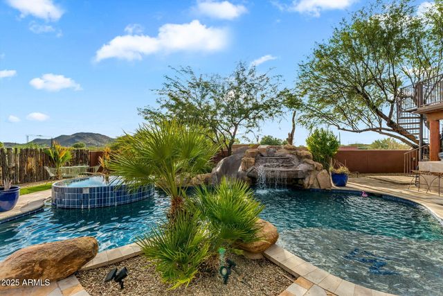 37044 N 7TH Avenue, Phoenix, AZ 85086