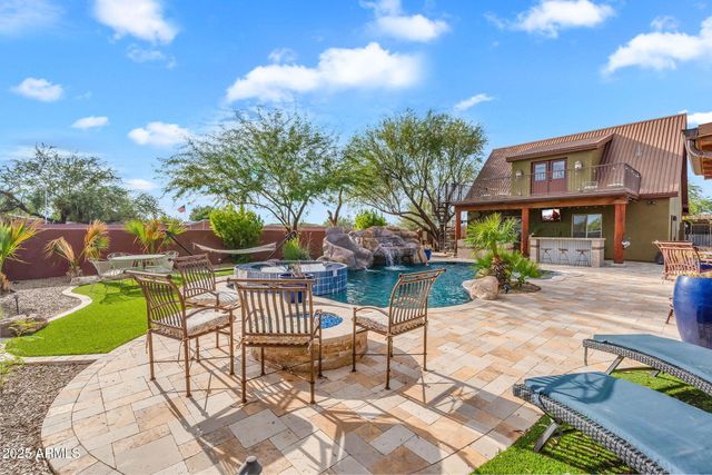 37044 N 7TH Avenue, Phoenix, AZ 85086